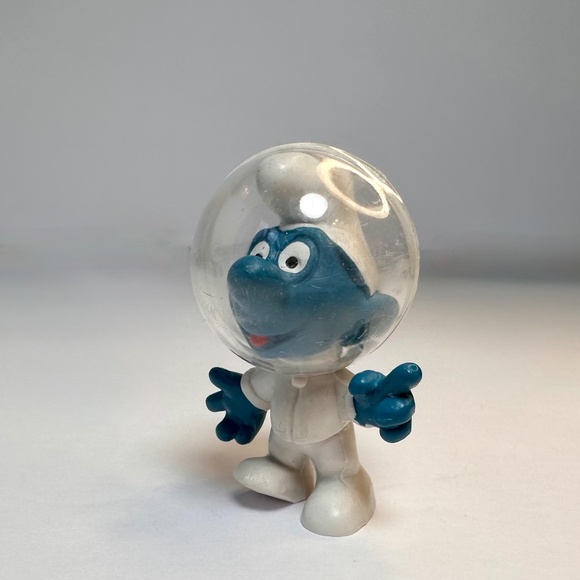 Vintage Schleich Astronaut Smurf Figure – Space Smurf – Made in Portugal - Picture 5 of 8